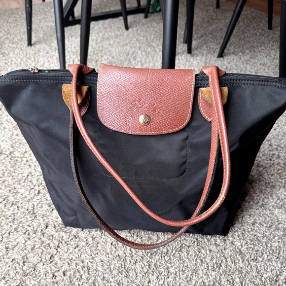 Longchamp Handbags - Longchamp medium shoulder bag black